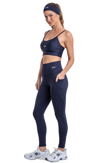 Cropped Oasis Adaptiv Xtra Life UV50+ Preto
