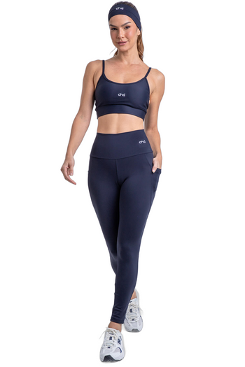 Cropped Oasis Adaptiv Xtra Life UV50+ Preto