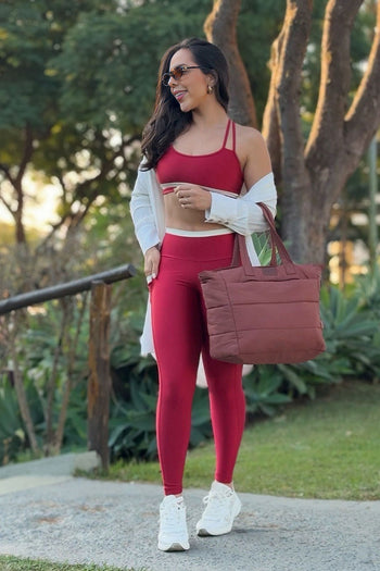 Conjunto Detalhes - Legging e Cropped - Cereja