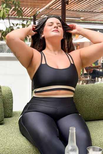 Cropped Detalhes - Preto