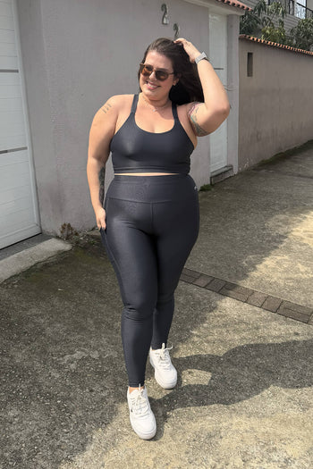 Legging Wonder Grafitti | Tecido Canelado + Compressão – Chá Matte