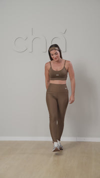 Conjunto Oasis Adaptiv Xtralife UV50+ Mascavo